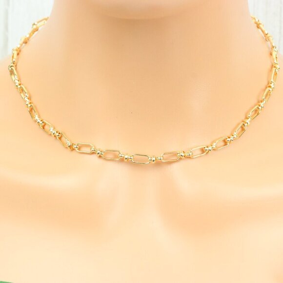 "Minimalist & Elegant Necklace Chain – Perfect for Women & Girls | UNVRC1579 - Picture 10 of 10